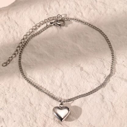 pulsera con corazon en acero